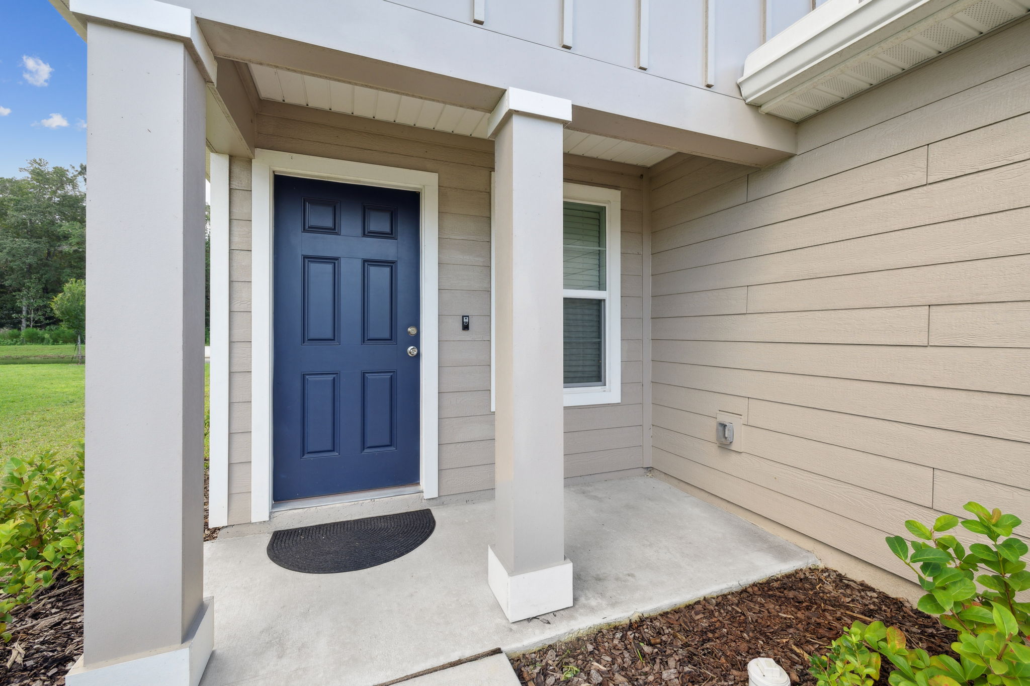 Front Entry Detail