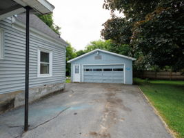 345 Arlington St-44