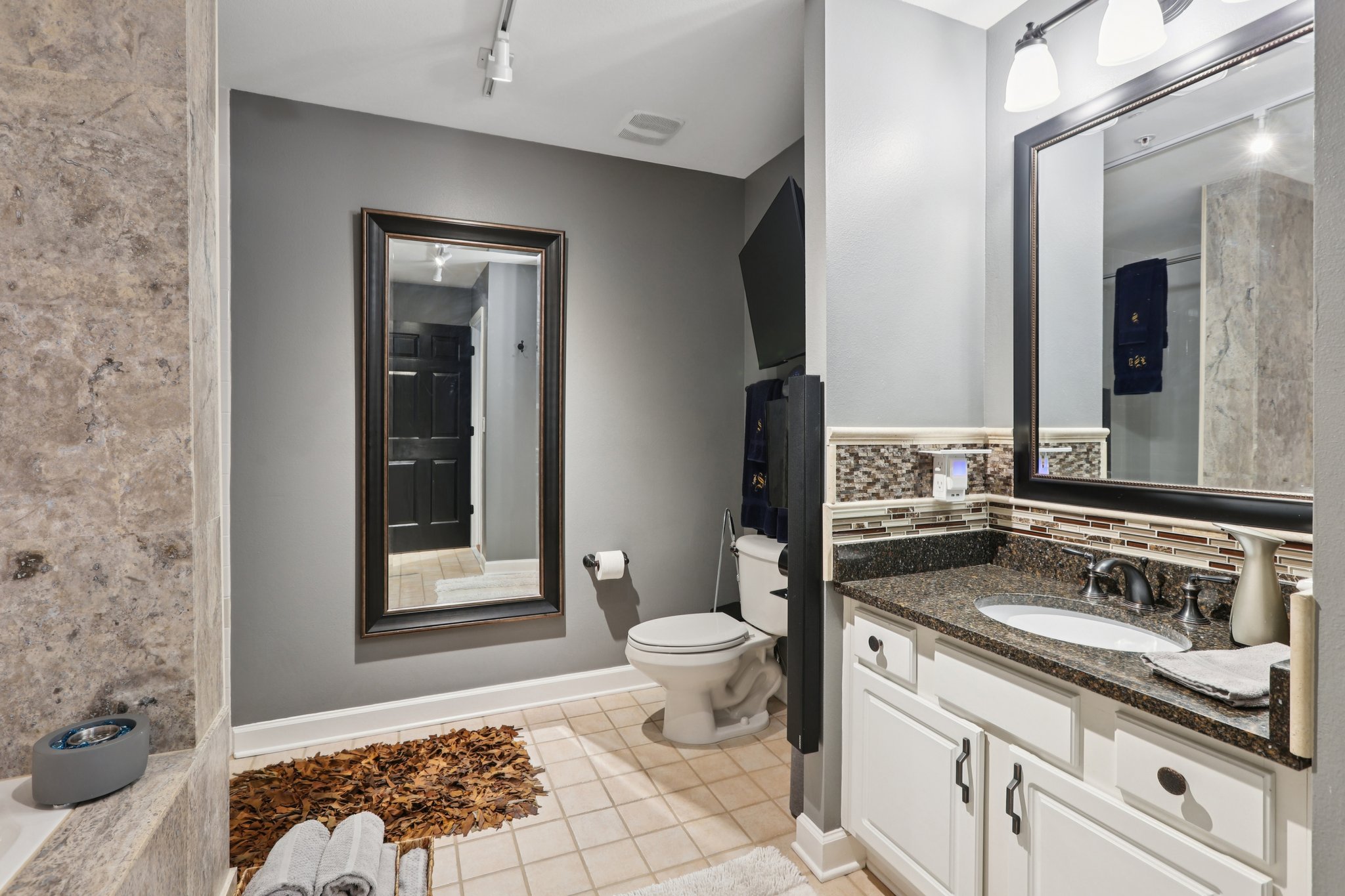 Bayshore Blvd-L0212-034.jpg