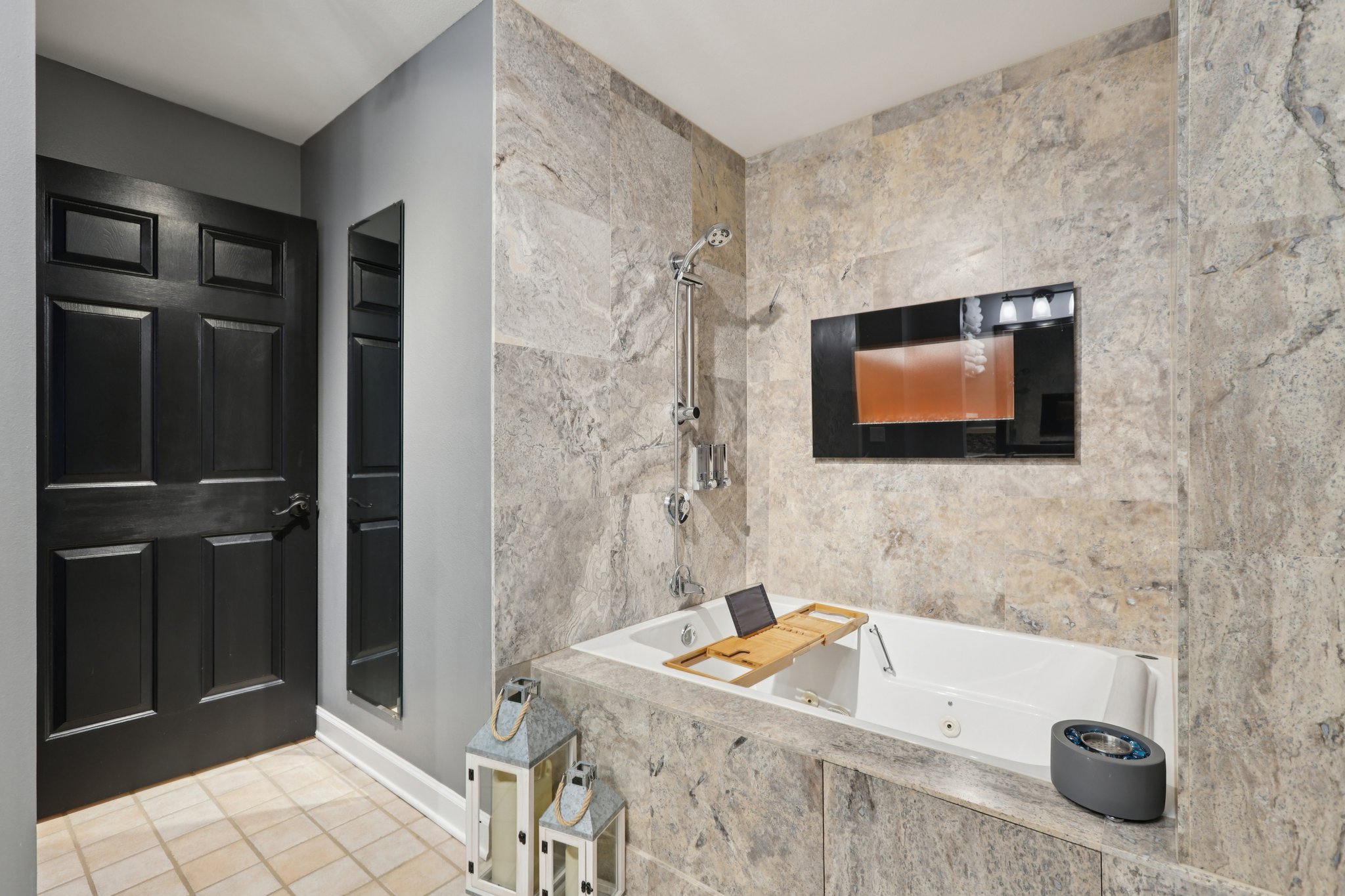 Bayshore Blvd-L0212-035.jpg