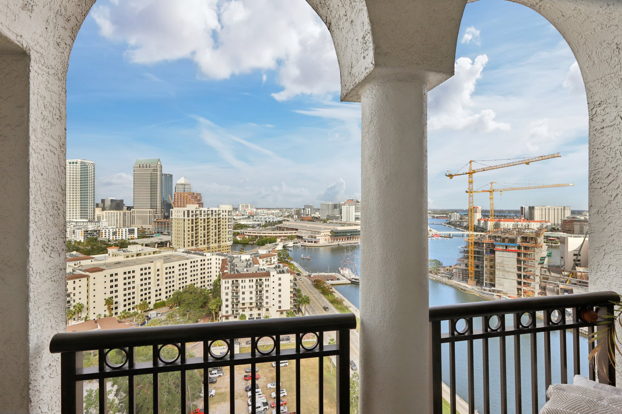 Bayshore Blvd-L0212-044.jpg