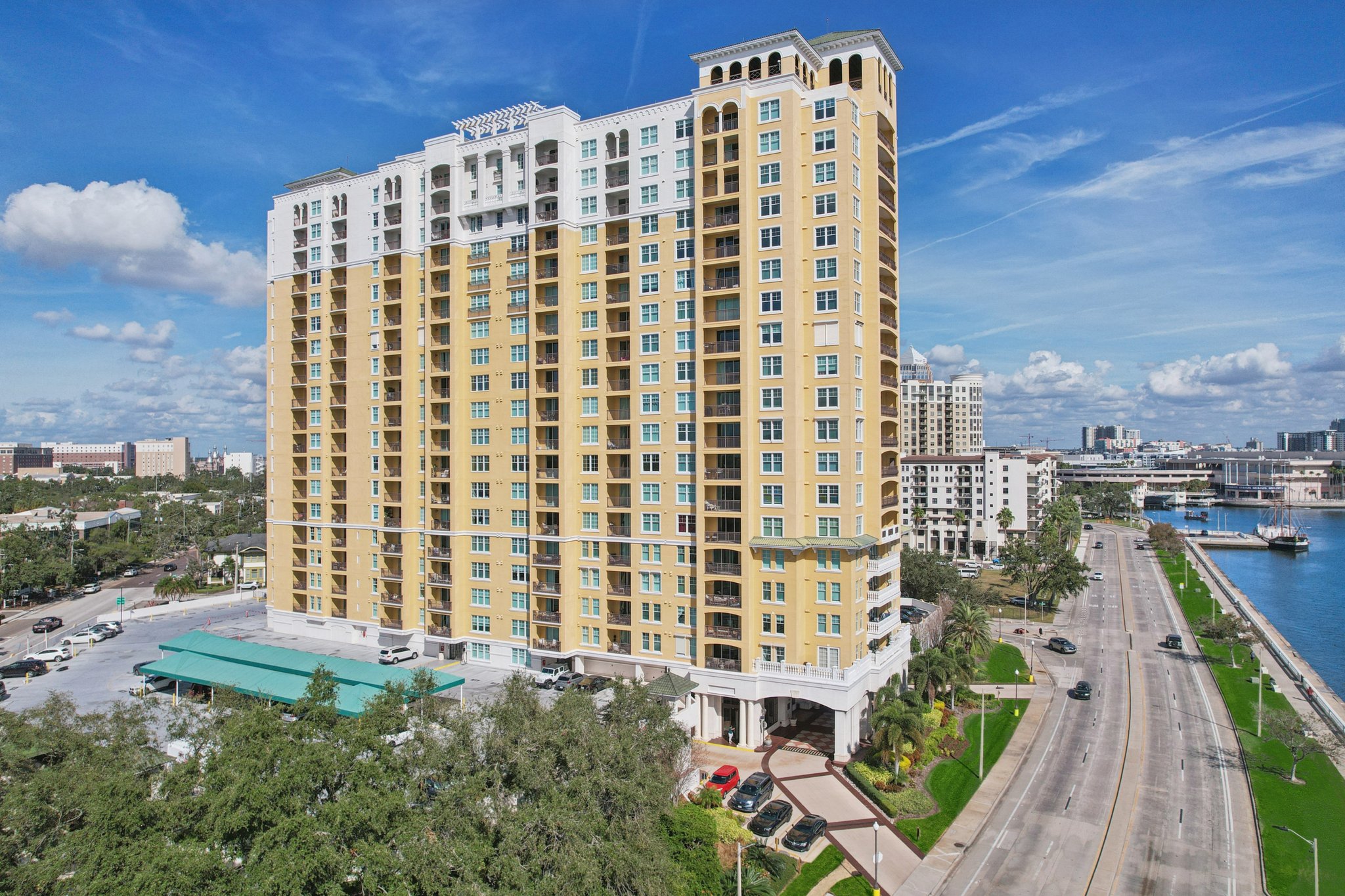 Bayshore Blvd-L0212-049.jpg