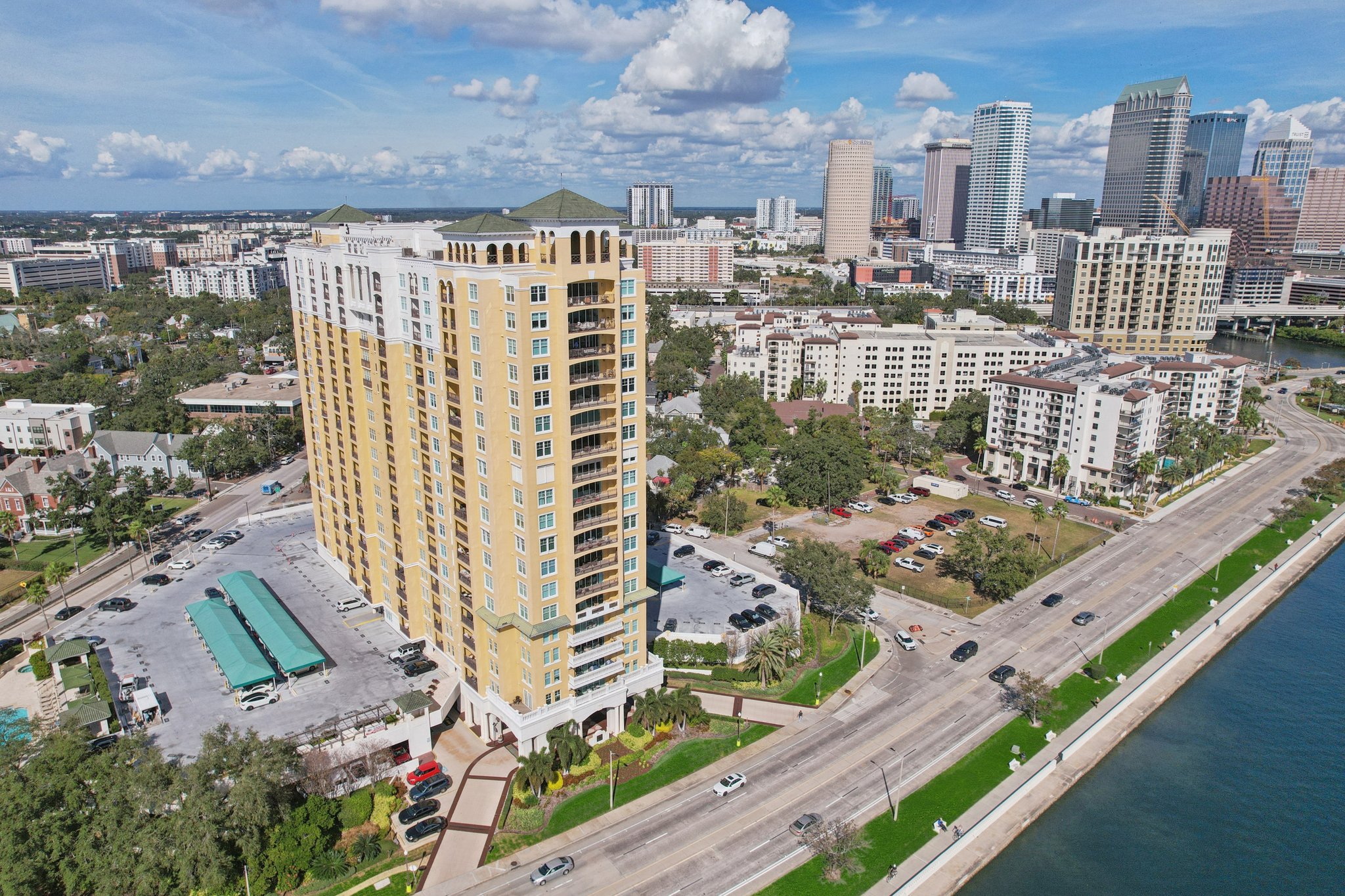 Bayshore Blvd-L0212-050.jpg