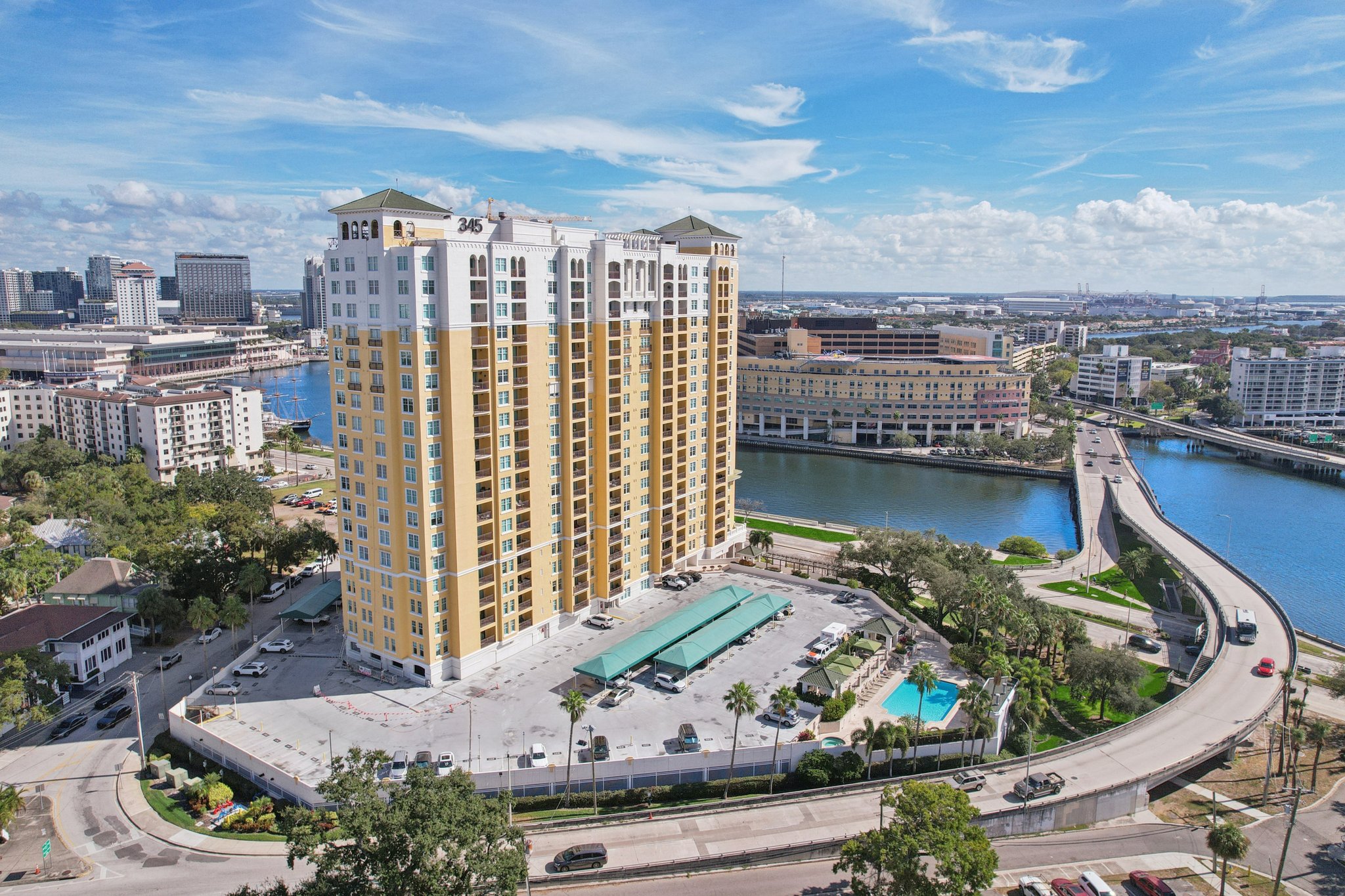 Bayshore Blvd-L0212-052.jpg