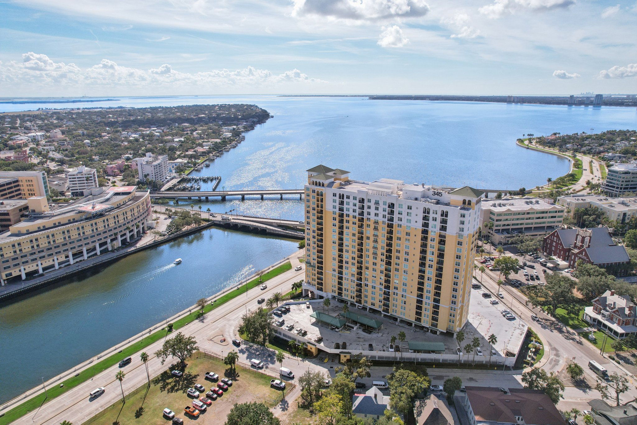 Bayshore Blvd-L0212-056.jpg