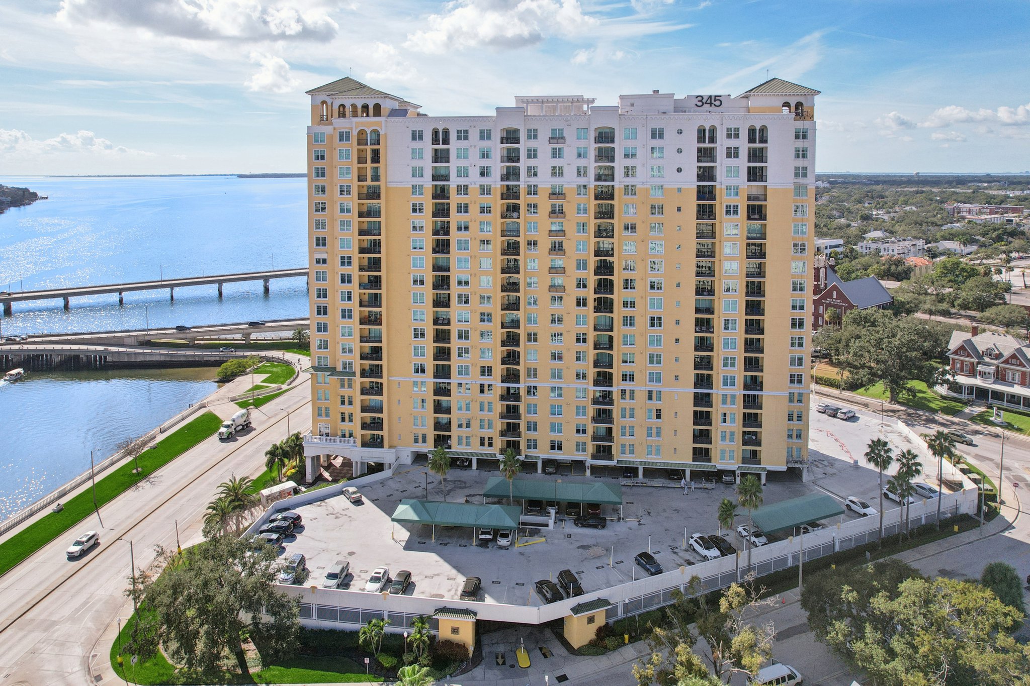 Bayshore Blvd-L0212-057.jpg