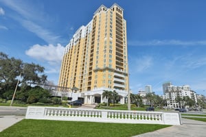 Bayshore Blvd-L0212-001.jpg