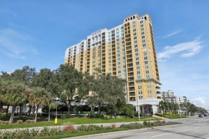Bayshore Blvd-L0212-002.jpg