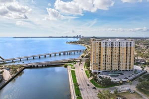 Bayshore Blvd-L0212-055.jpg