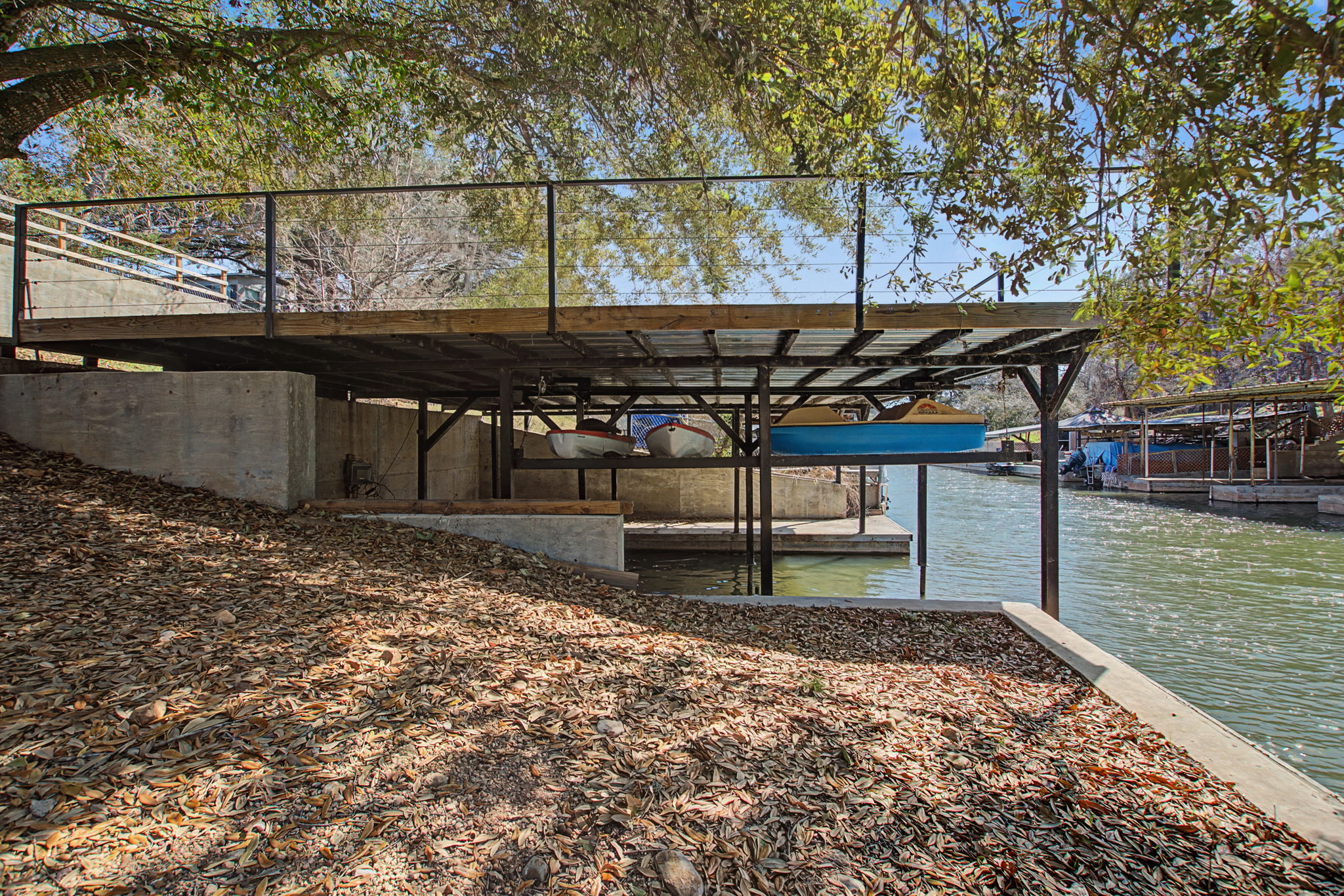  Photo 10
