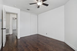 Cypress Fox Dr-0205-016.jpg
