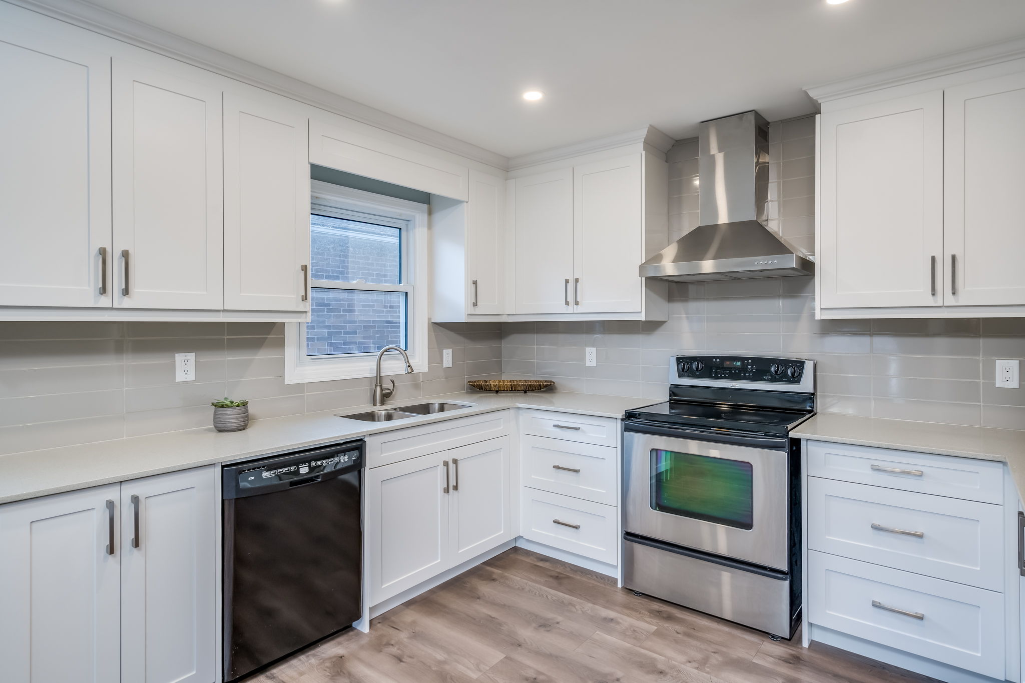  345 Lisa Marie Dr, Orangeville, ON L9W 4M4, US Photo 25