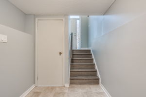  345 Lisa Marie Dr, Orangeville, ON L9W 4M4, US Photo 4