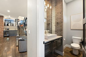 Photo 6