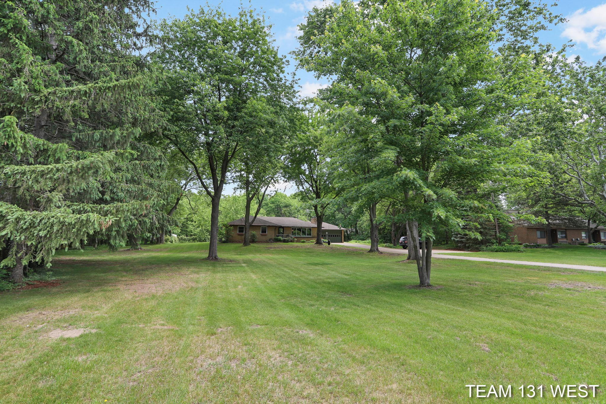 3450 144th Ave, Holland, MI 49424