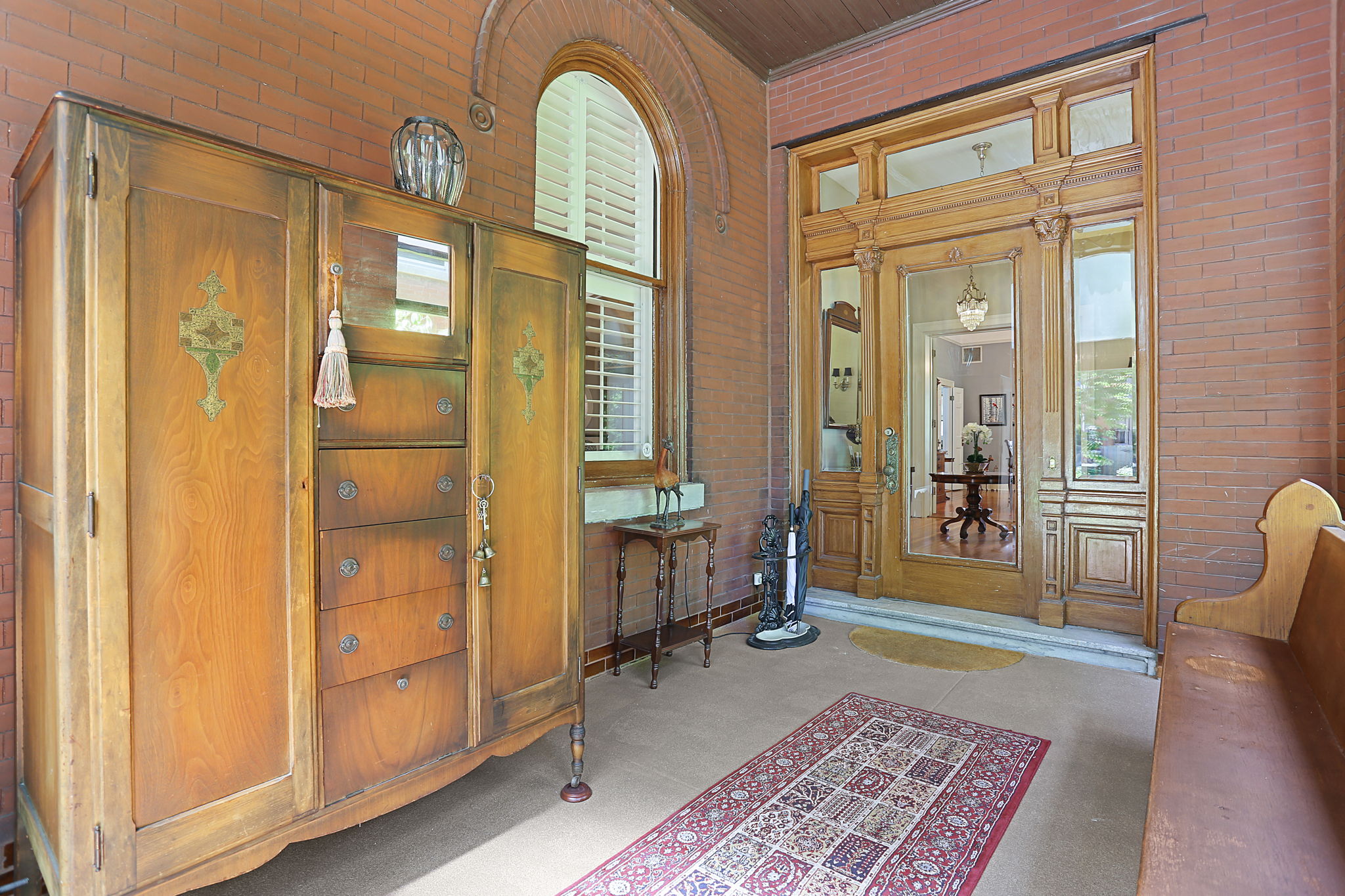 Front entrance way