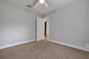  Photo 34