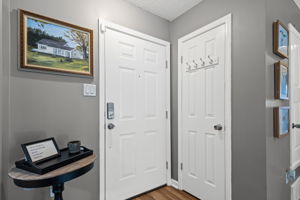  Photo 0