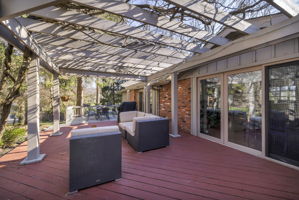  Photo 64