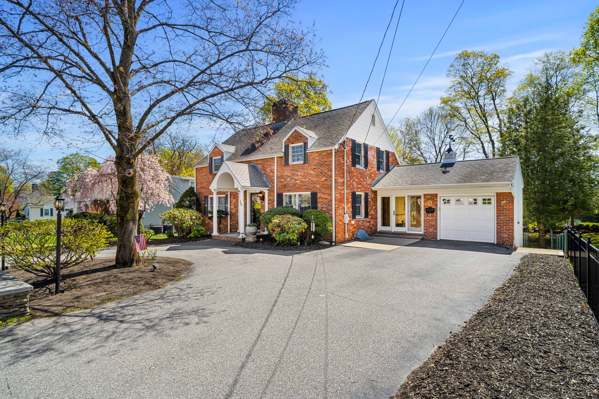 346 Albion St, Wakefield, MA 01880, USA Photo 4