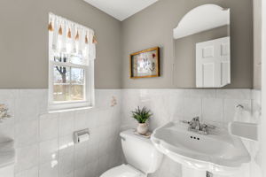 346 Albion St, Wakefield, MA 01880, USA Photo 16