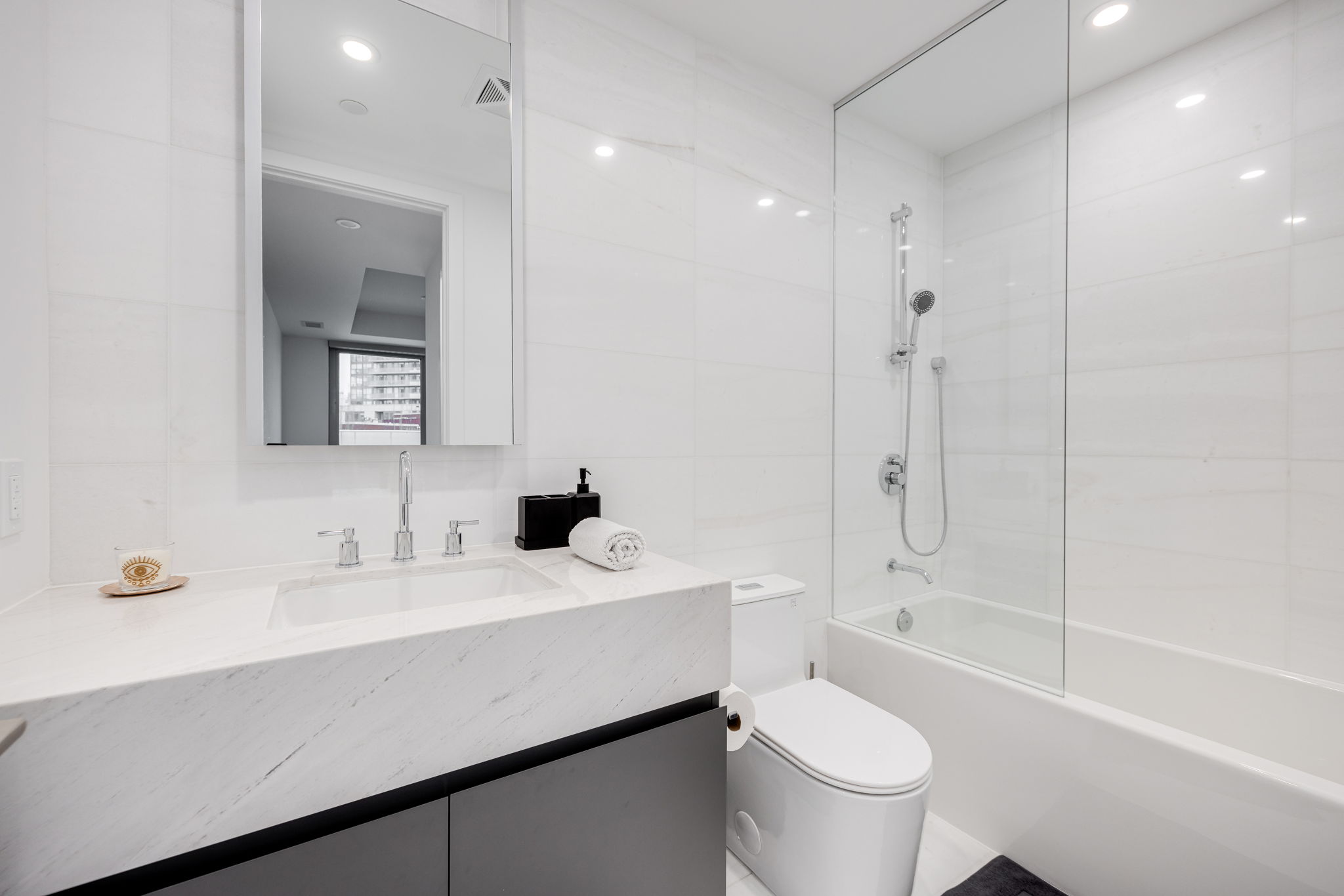 Toronto property showcase — delivered property photograph 11