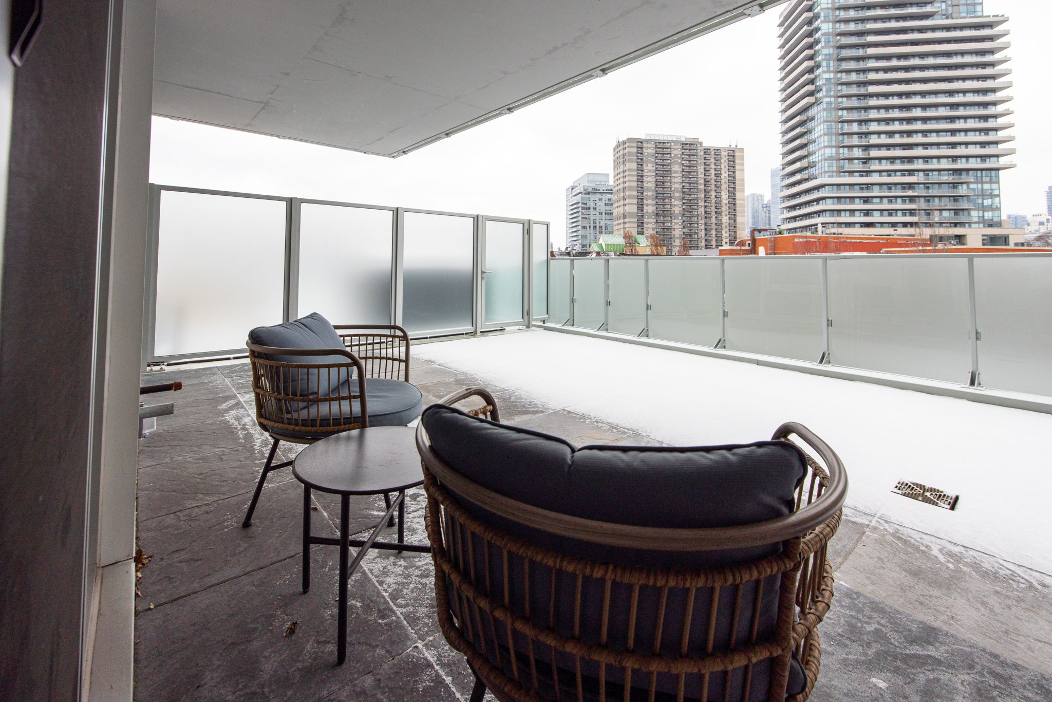 Toronto property showcase — delivered property photograph 44