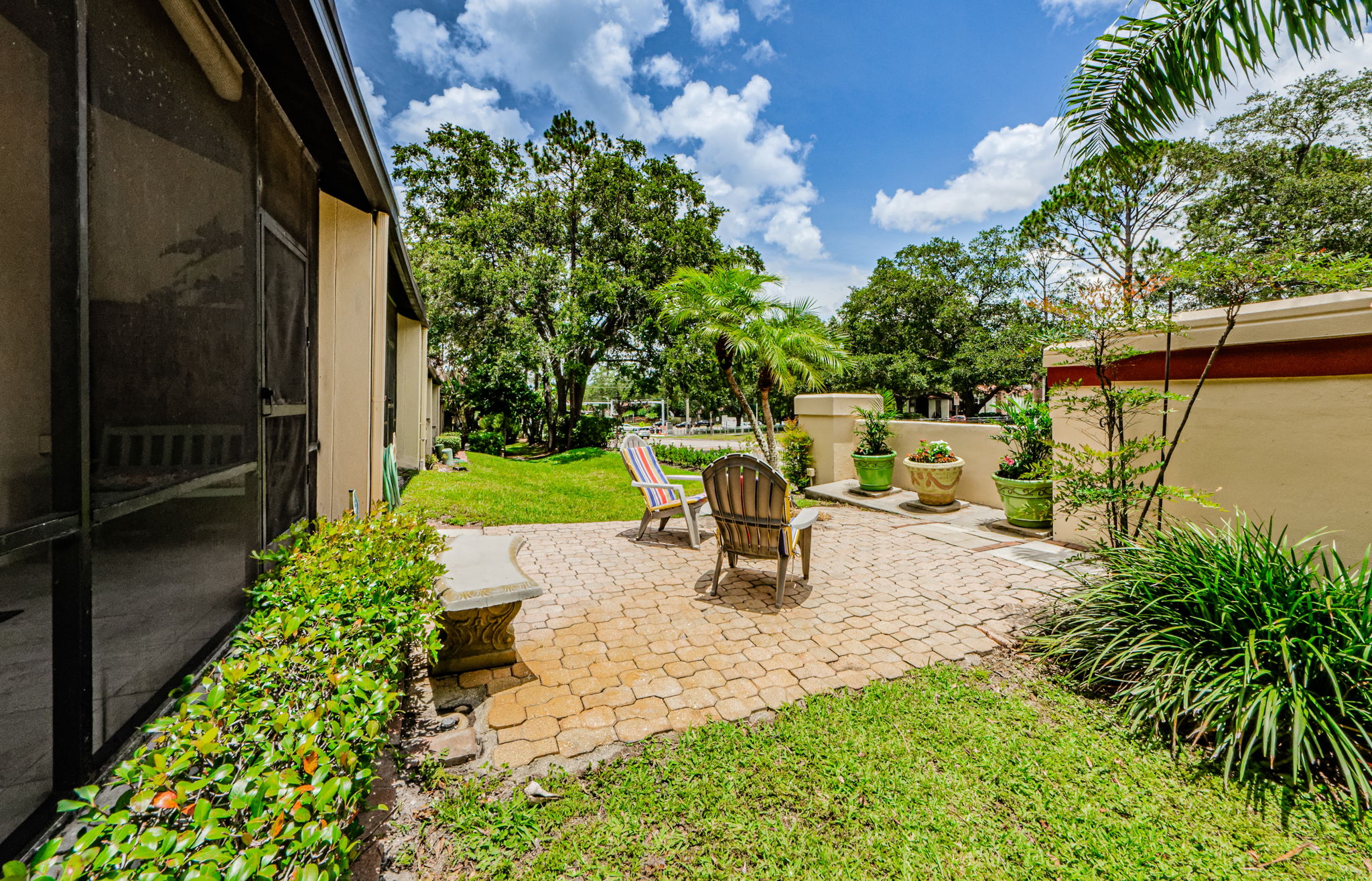 Patio 3-3