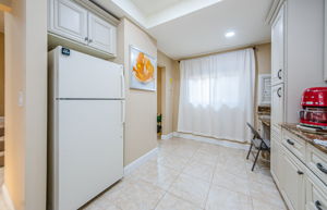 Kitchen 4-2