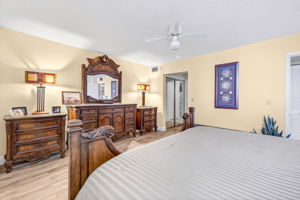 Primary Bedroom 4 of 4