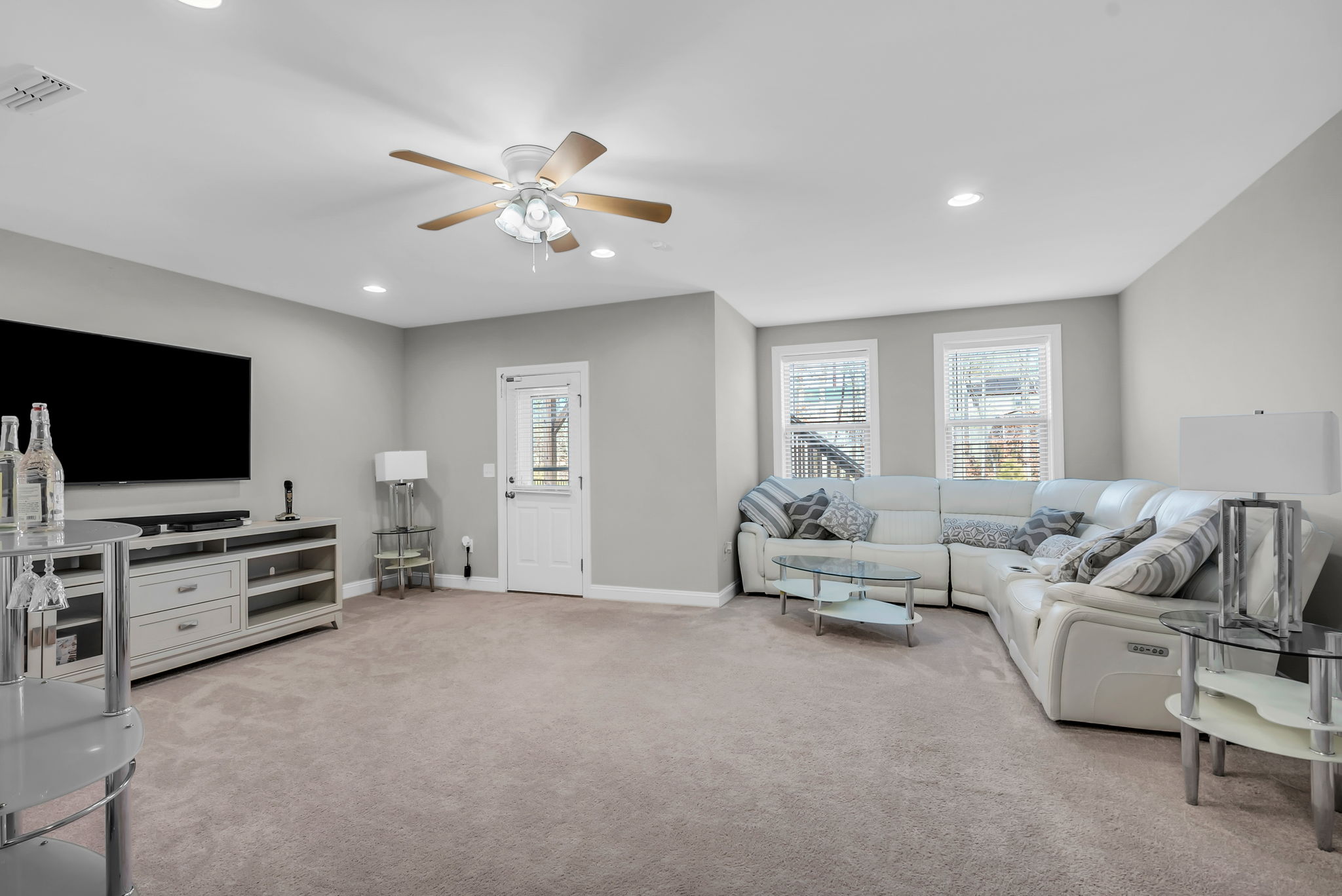 3460 Willow Green Drive-85