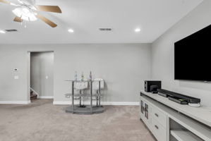 3460 Willow Green Drive-93