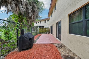 Cluster Rd-S2905-028.jpg