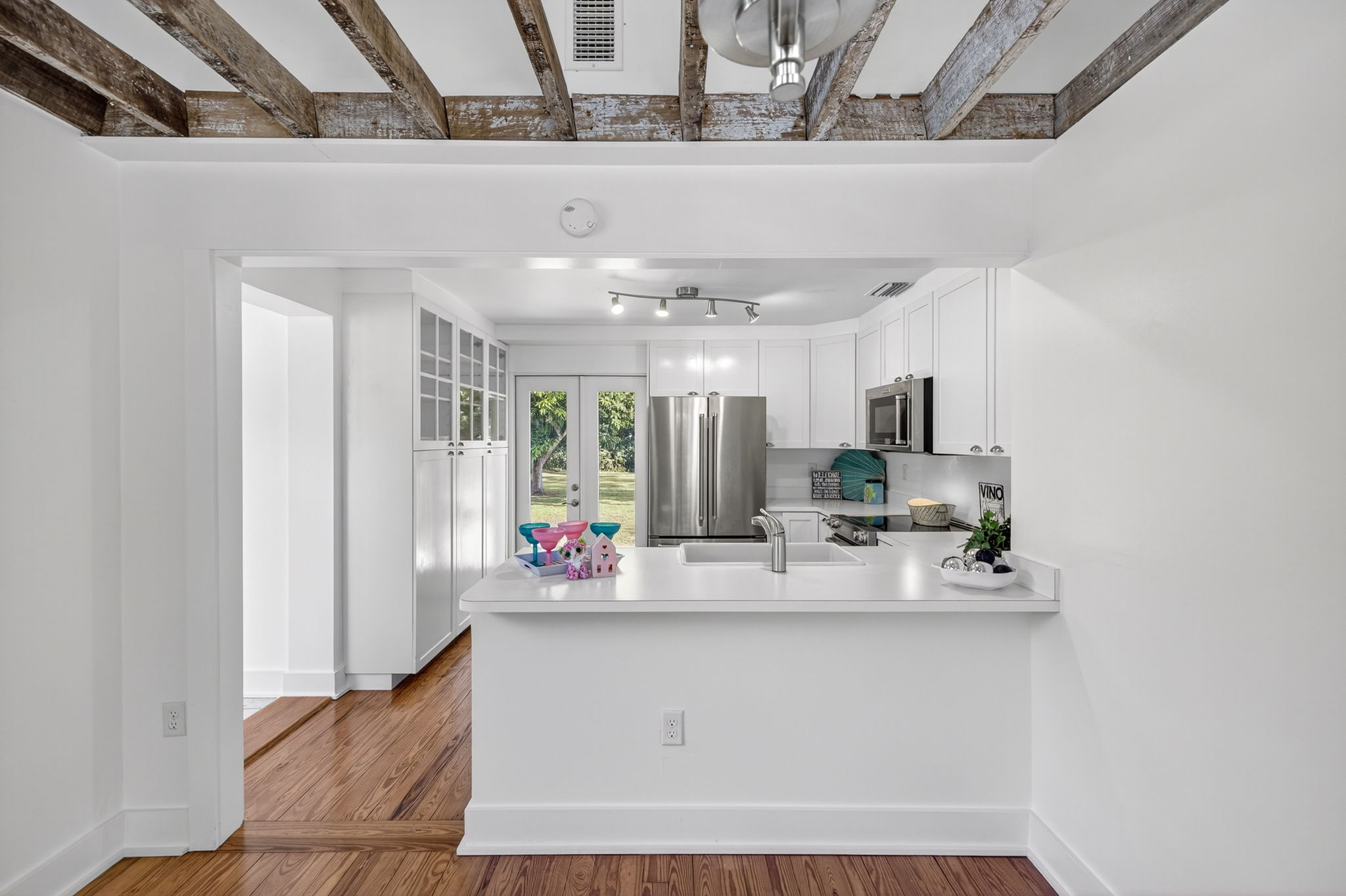 Breakfast Bar 1 of 2