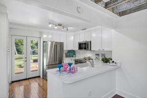 Breakfast Bar 2 of 2