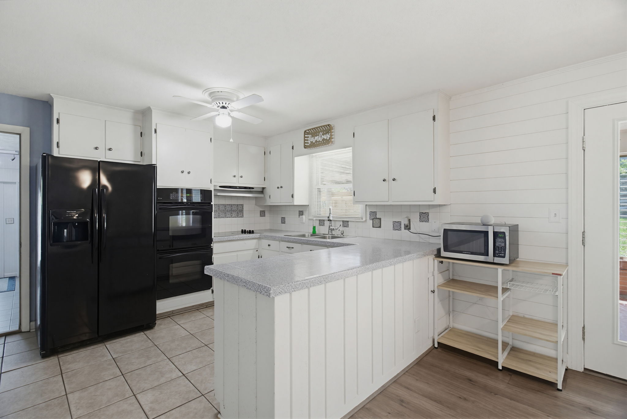 3462 Stimpson Dr-9