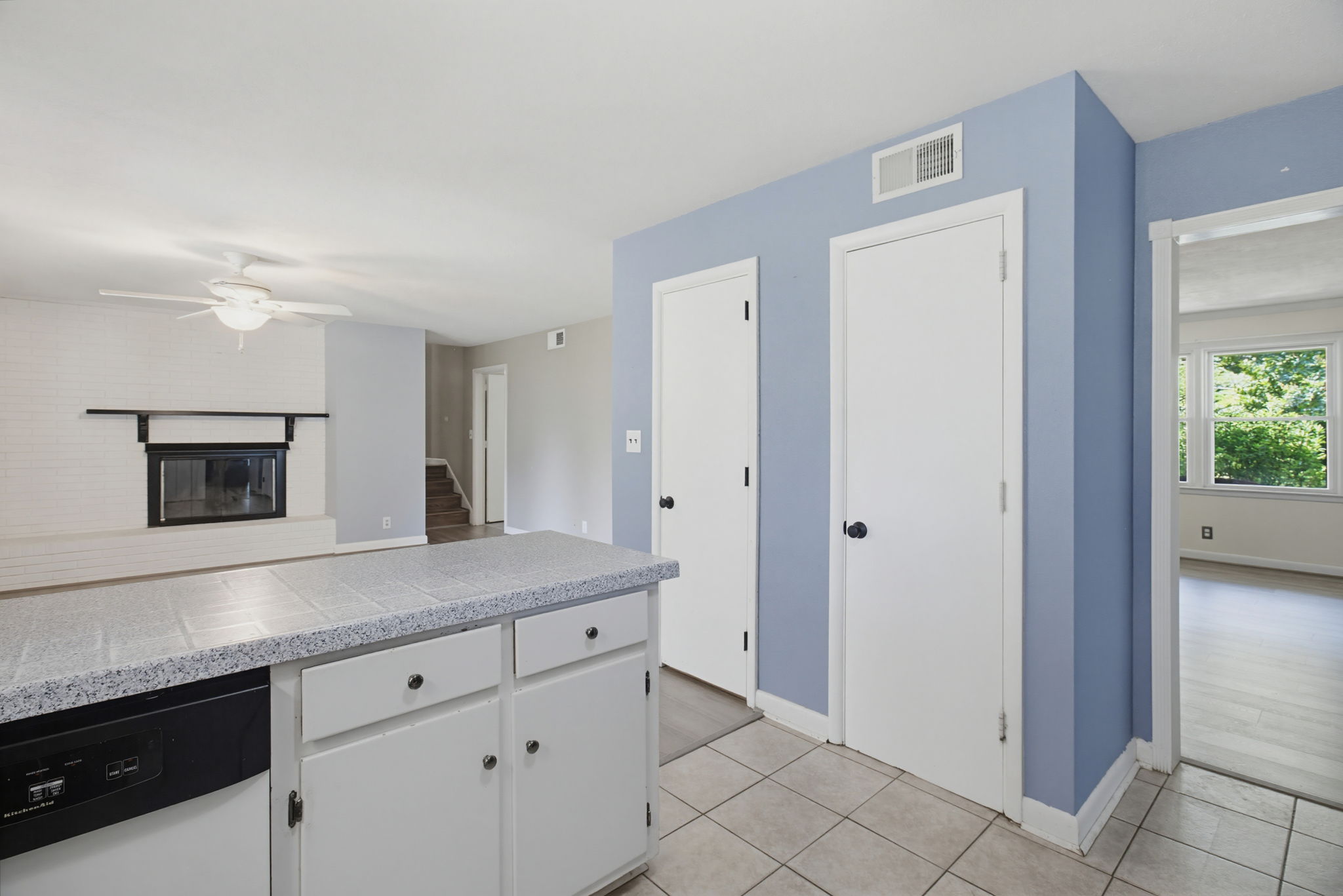 3462 Stimpson Dr-11