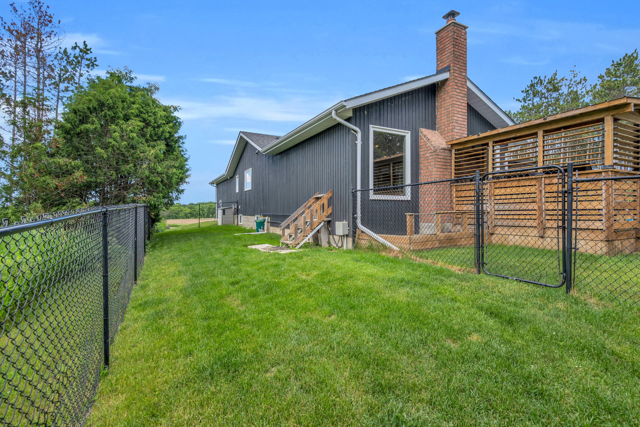  Photo 81