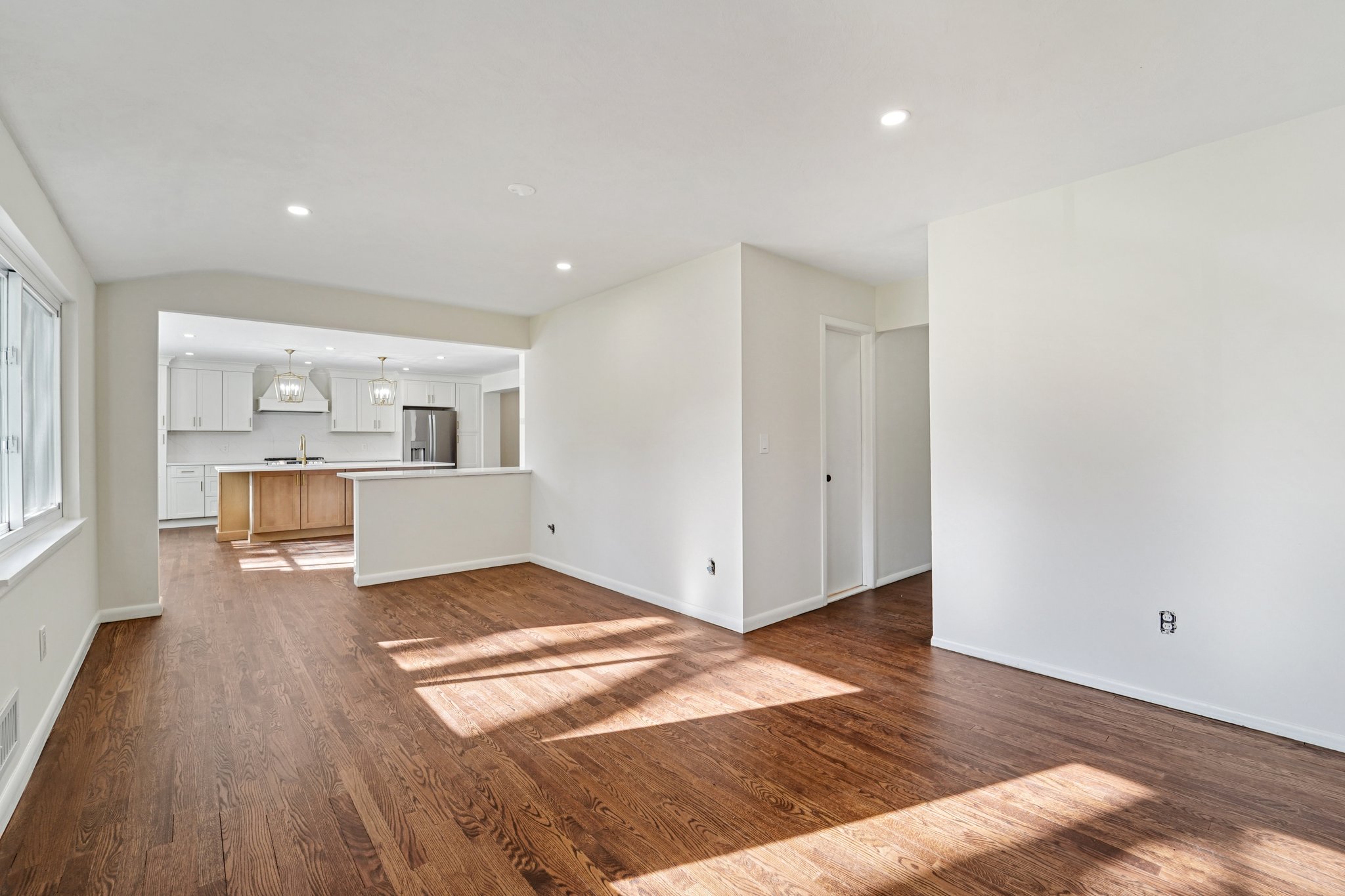 Curry St-S2808-009.jpg