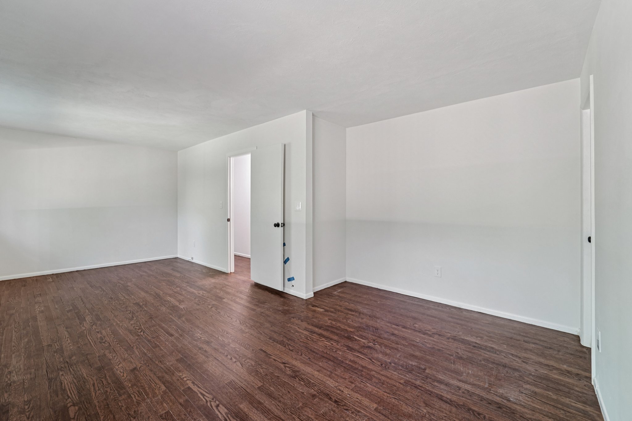 Curry St-S2808-026.jpg