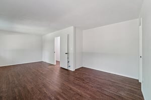Curry St-S2808-026.jpg