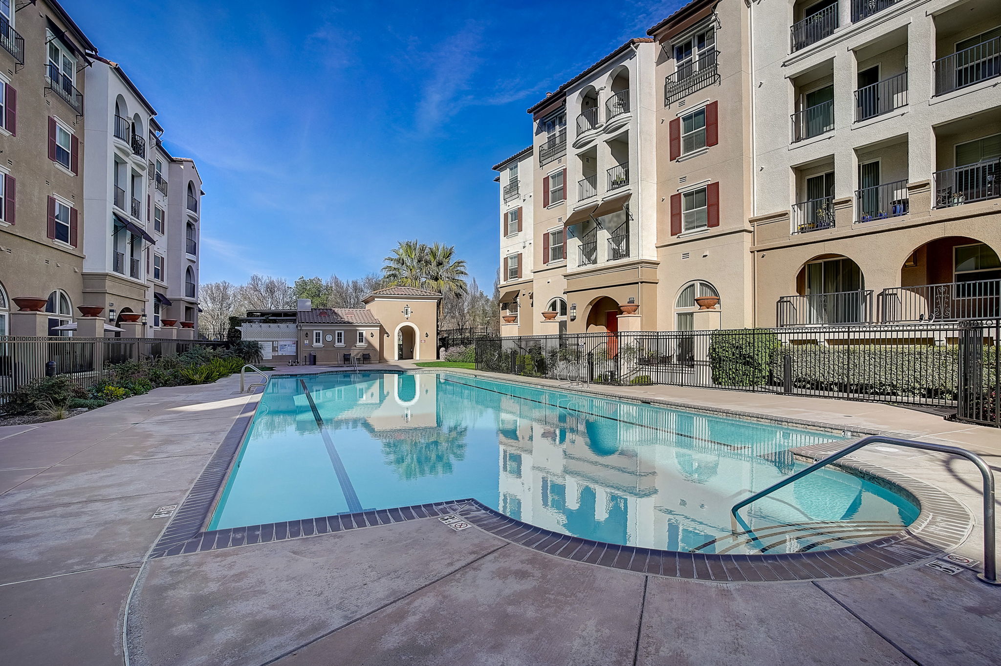 Dublin Blvd 411-037