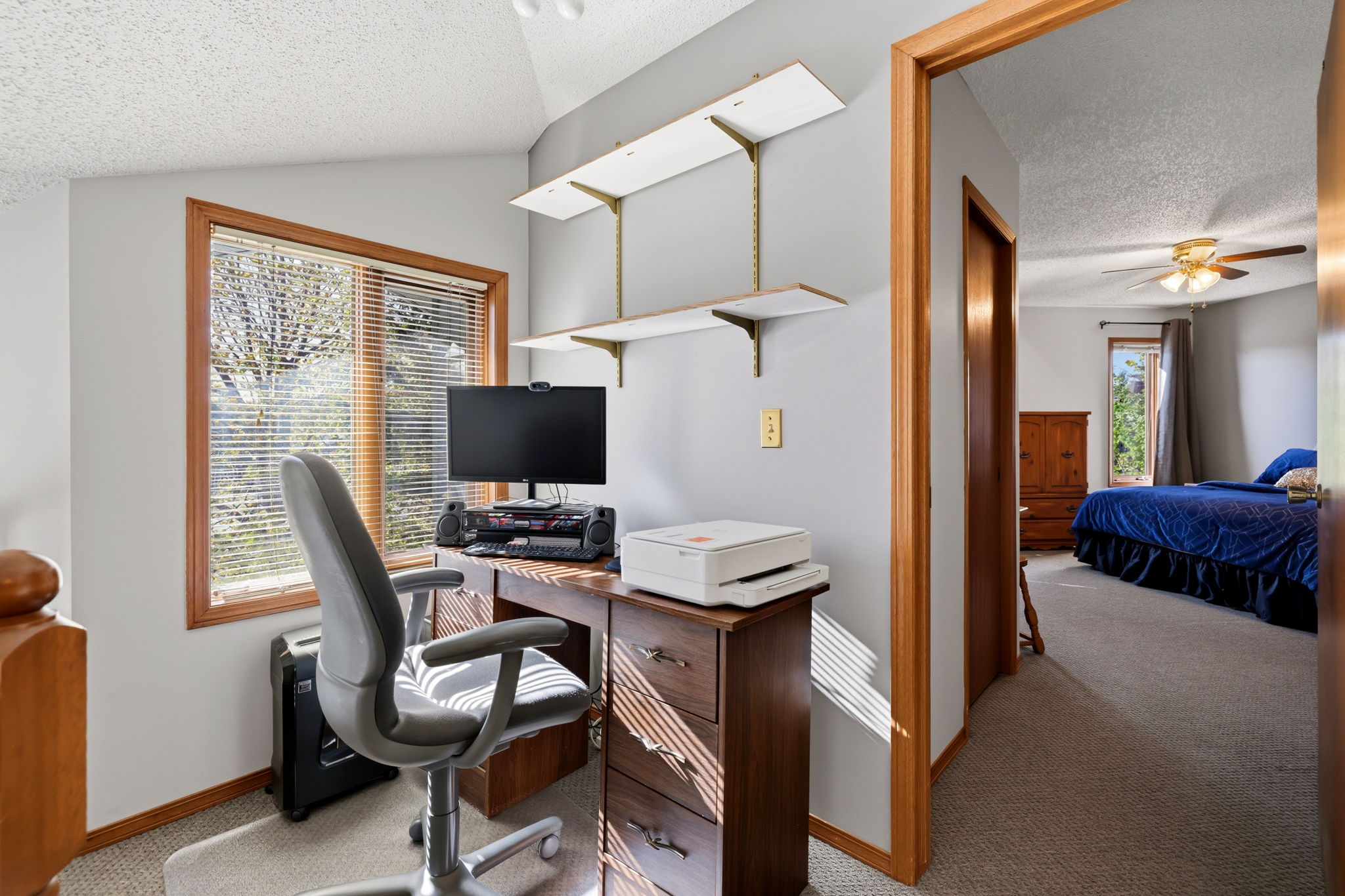 23. 3467 Phaneuf Cres. - Upstairs