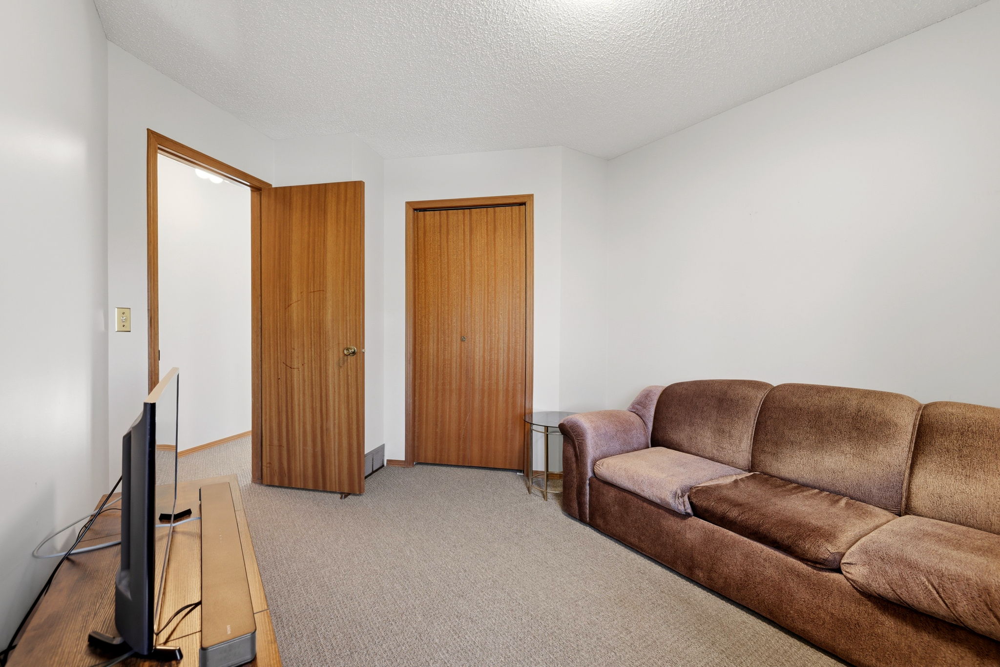 28. 3467 Phaneuf Cres. - Bedroom