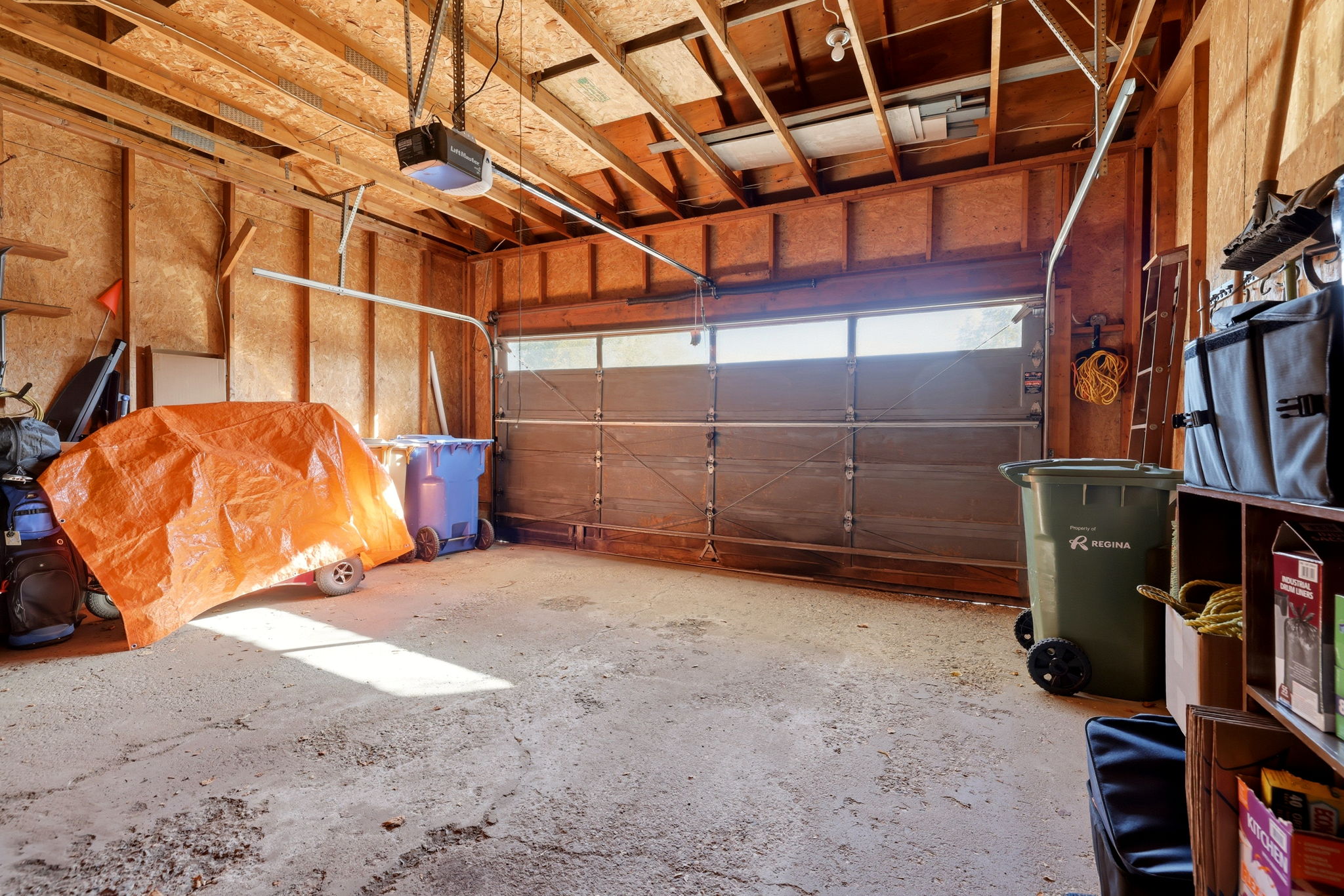 36. 3467 Phaneuf Cres. - Interior Garage