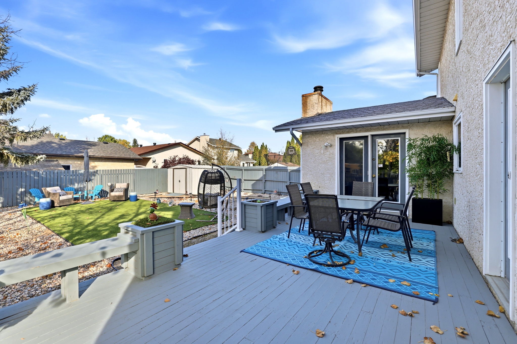 39. 3467 Phaneuf Cres. - Deck