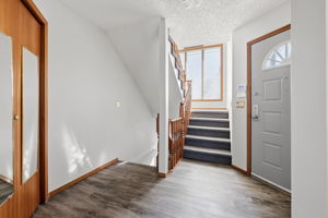 05. 3467 Phaneuf Cres. - Entrance