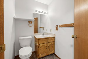 20. 3467 Phaneuf Cres. - Half Bathroom