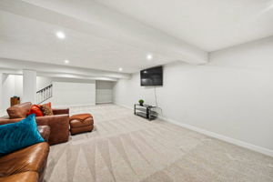 A.H.- 34681 N Legends Way, Grafton-31