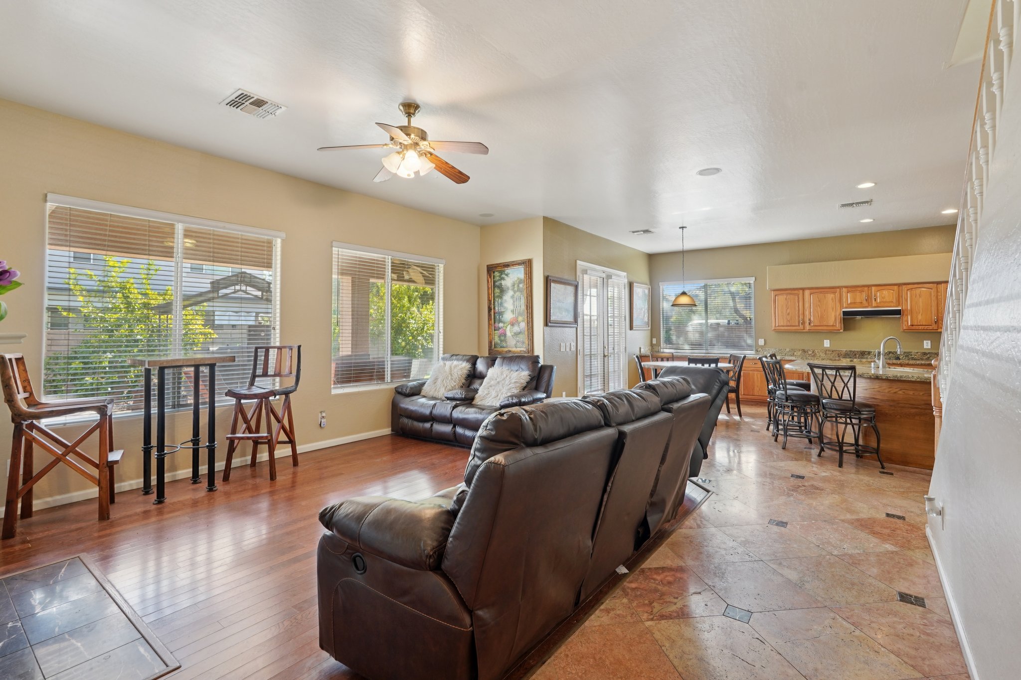 E Cabazon Ct-S2407-013.jpg